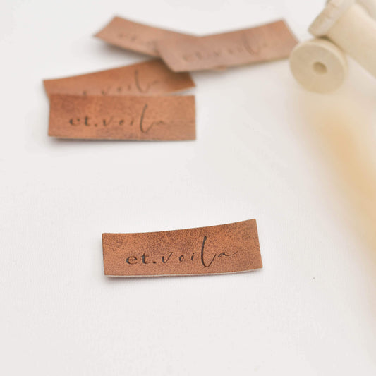 Kunstlederlabel "Et Voila"