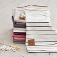 Bild in Galerie-Betrachter laden, French Terry Konfetti Stripes Mauve