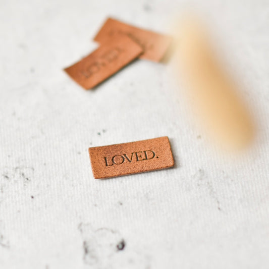 Kunstlederlabel "Loved"