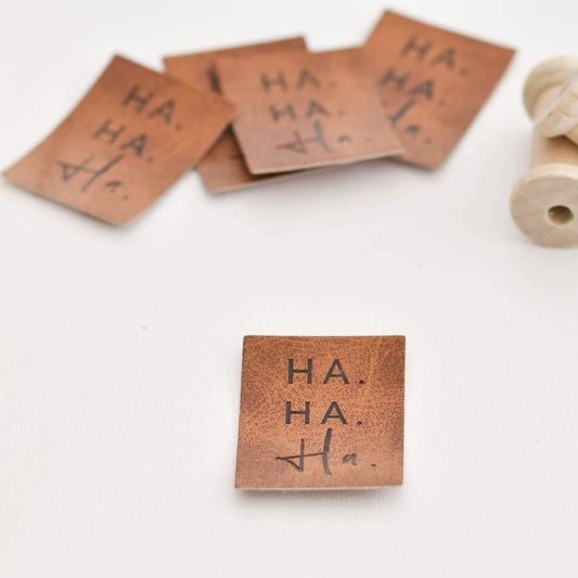 Kunstlederlabel "Hahaha"