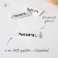 Bild in Galerie-Betrachter laden, Weblabel cremeweiß "NOPE"