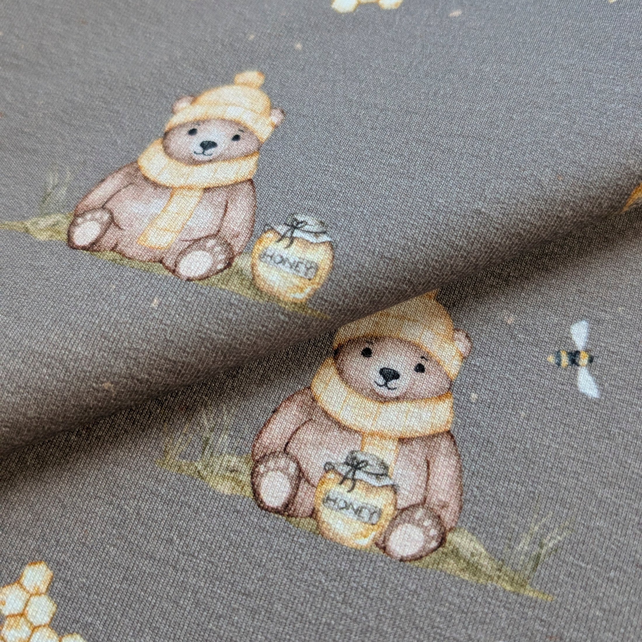 Vorbestellung French Terry Honigbär taupe