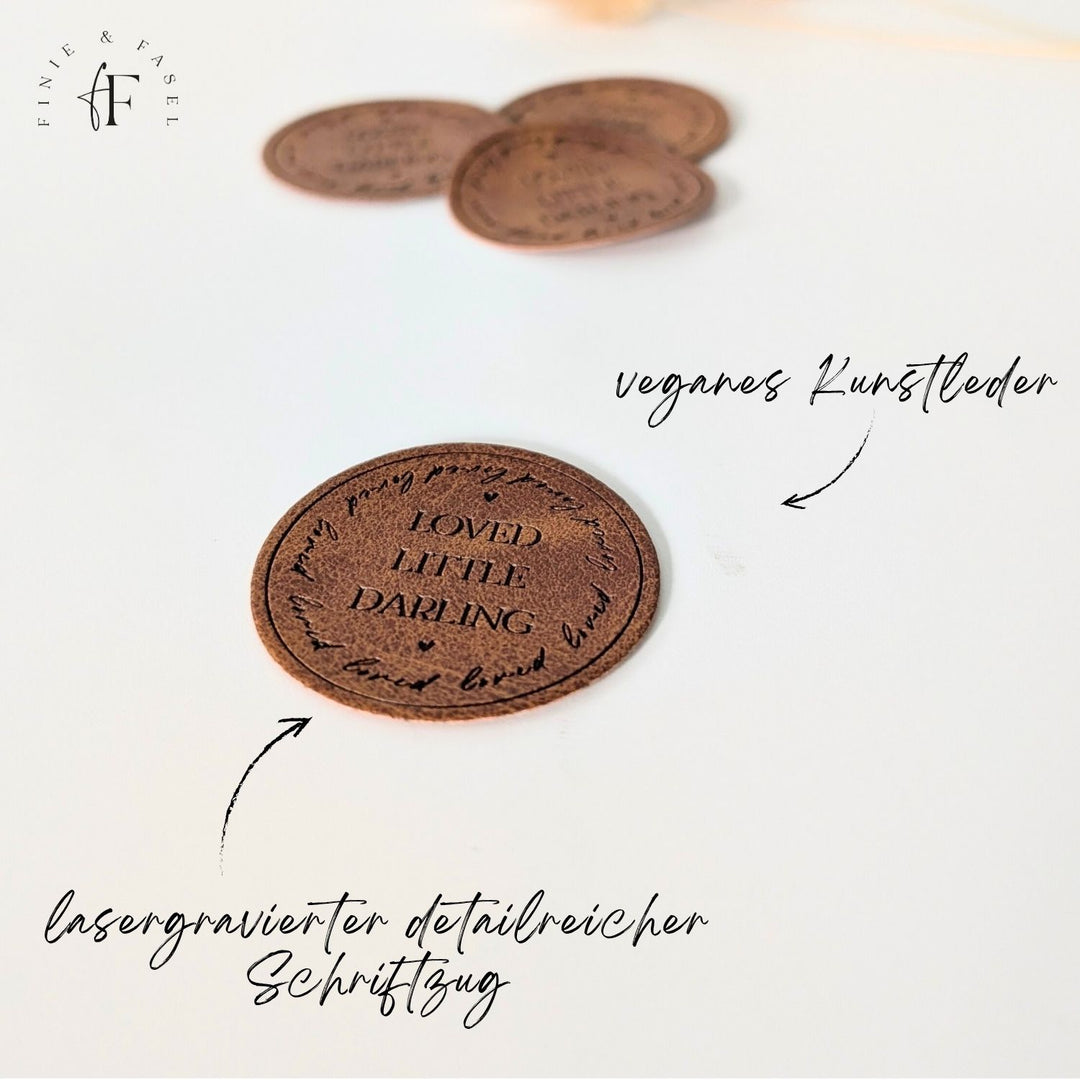 Kunstlederlabel "Loved Little Darling"