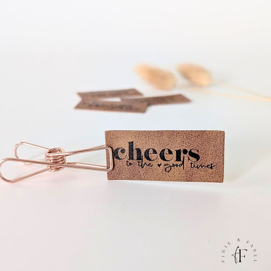 Kunstlederlabel "cheers to the good times"