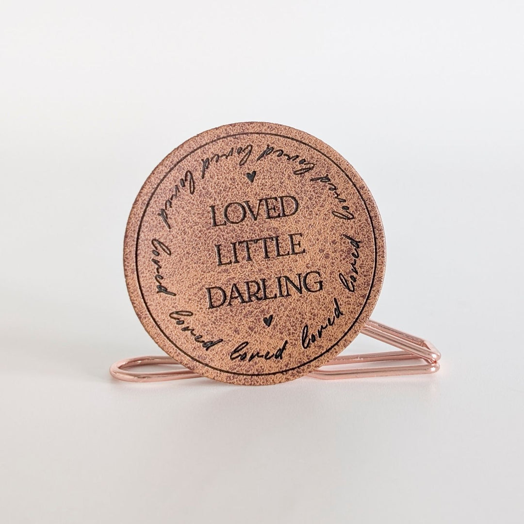 Kunstlederlabel "Loved Little Darling"