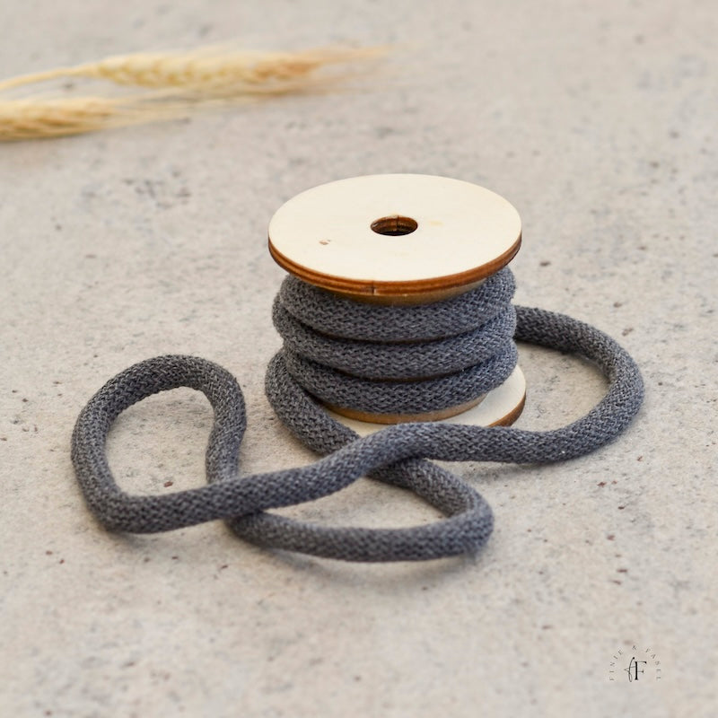 Kordel Dunkelgrau 9mm