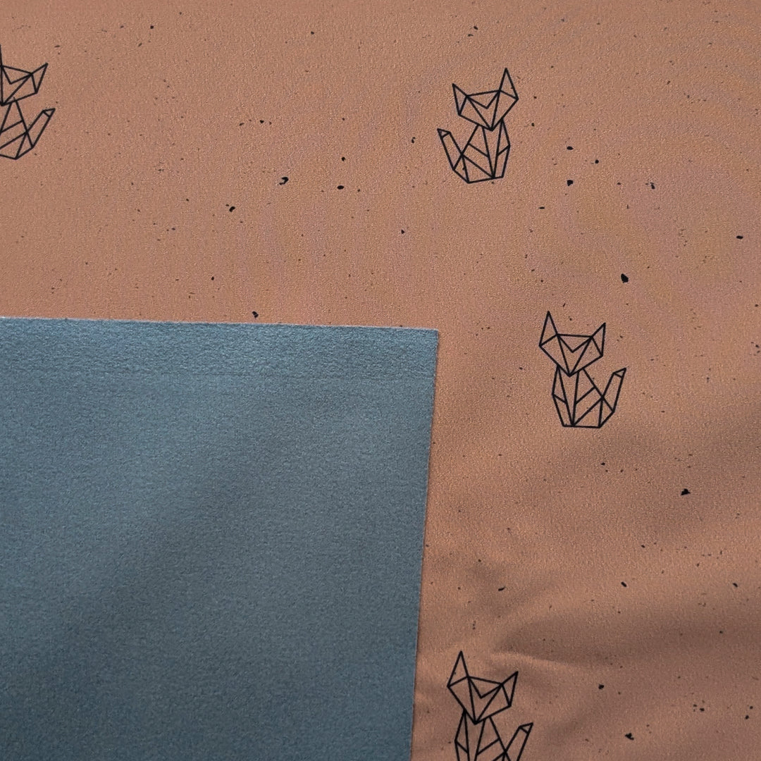 Glossy Softshell The Fox