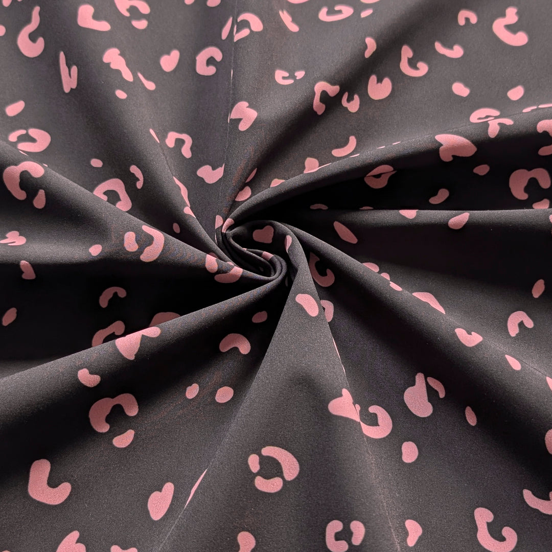 Vorbestellung Softshell Black Leo pink