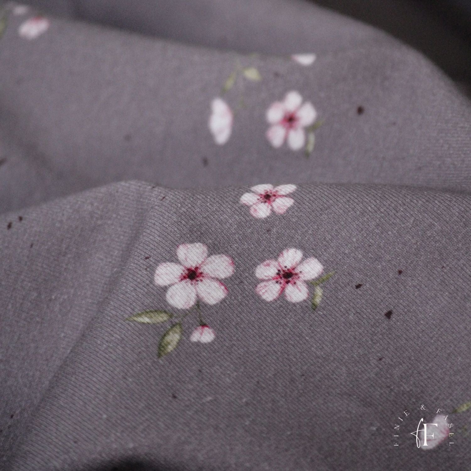 French Terry Cherry Garden grau
