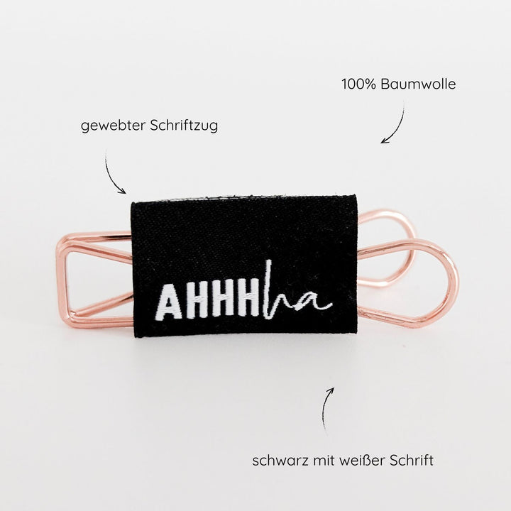 Weblabel schwarz "Ahh ha"