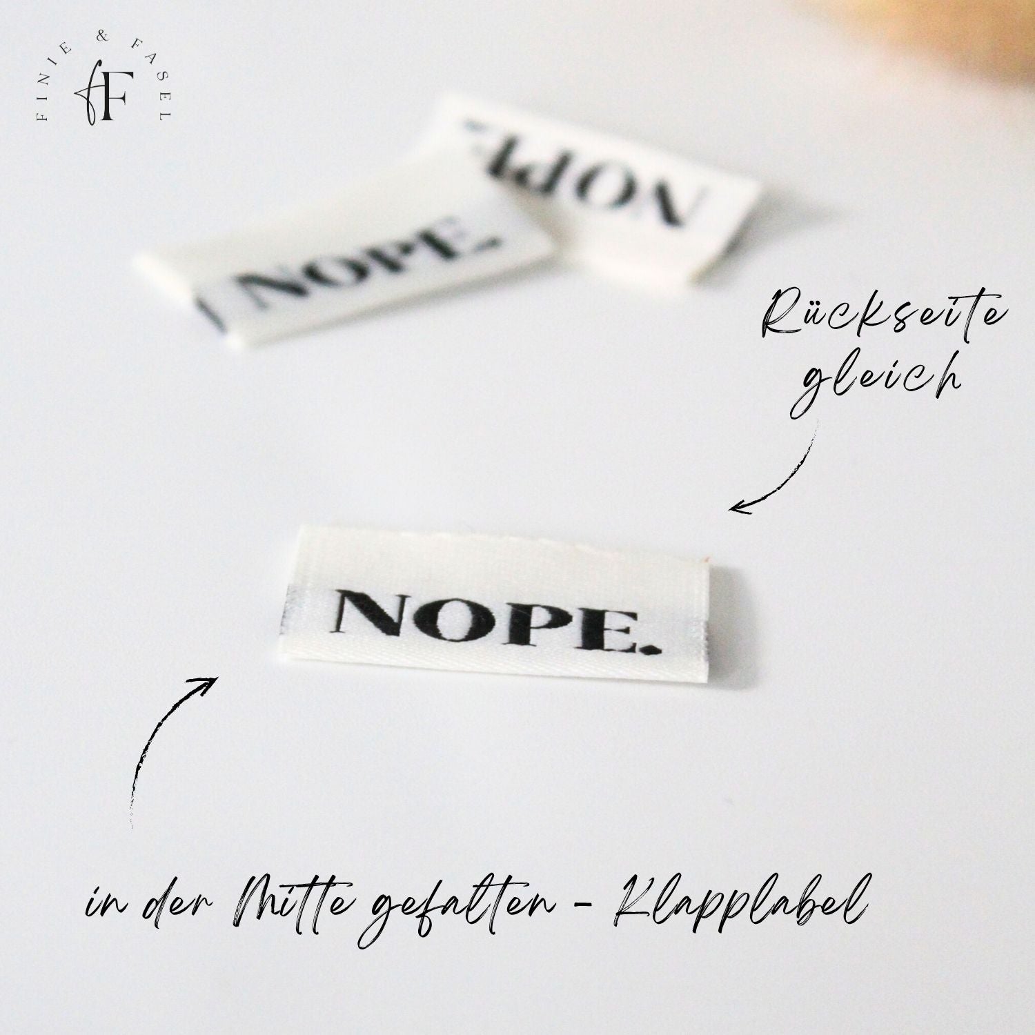 Weblabel cremeweiß "NOPE"