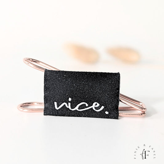 Weblabel schwarz "nice"