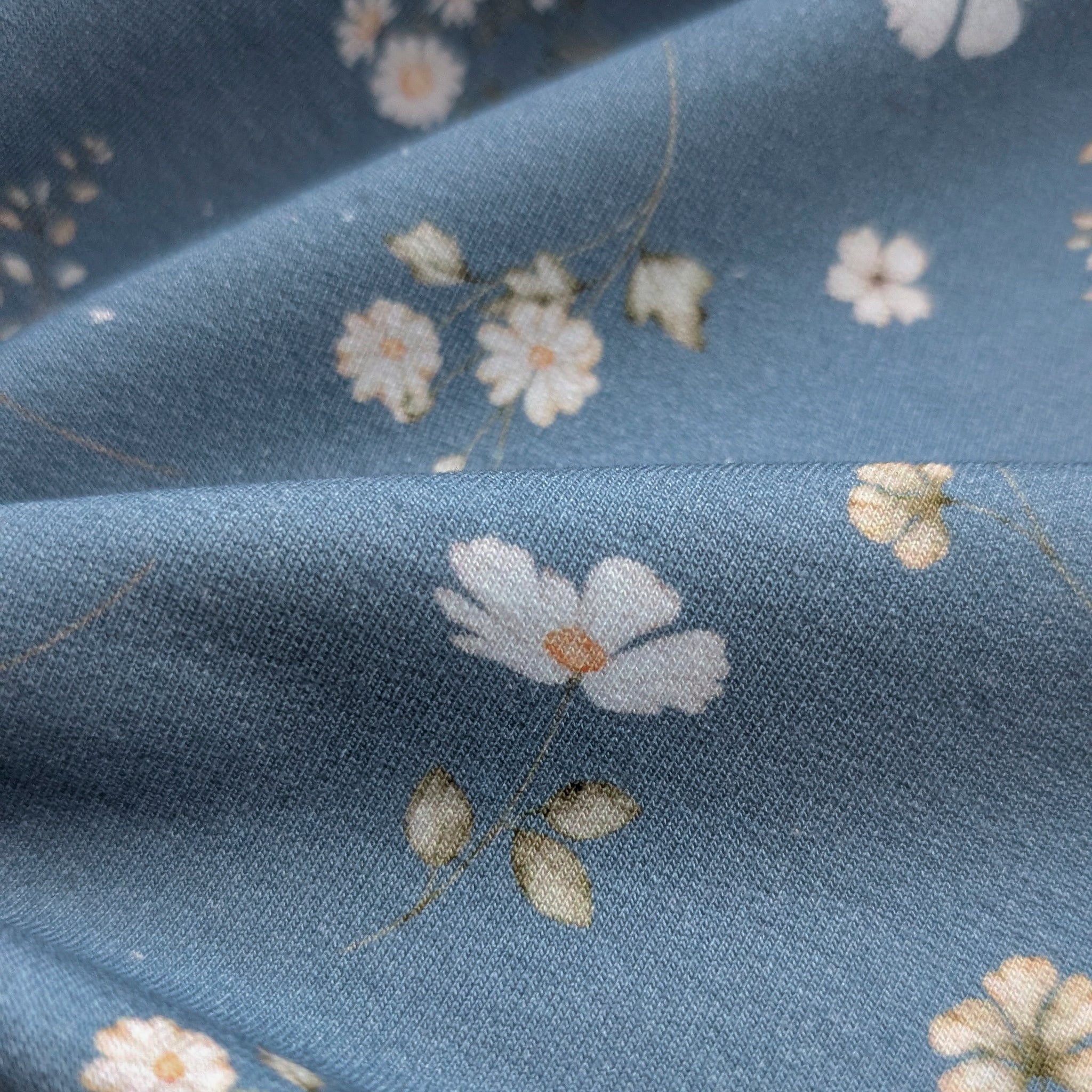 French Terry Wiesenblumen (blau)