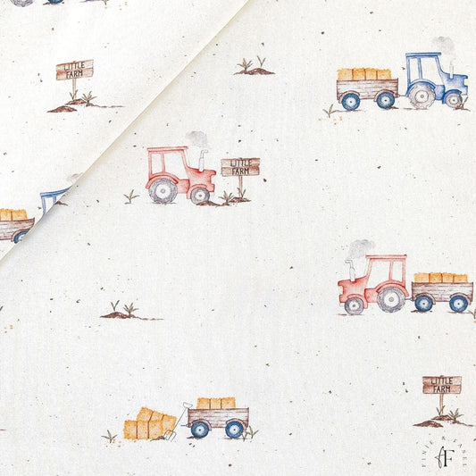 Jersey-Stoff Treckerfahrt creme mit Bauernhofmotiv, roten und blauen Traktoren auf naturfarbenem Grund – ideal für Kinderkleidung
