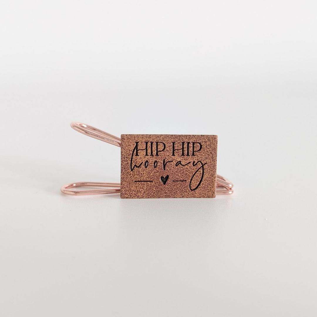 Kunstlederlabel "Hip hip hooray"