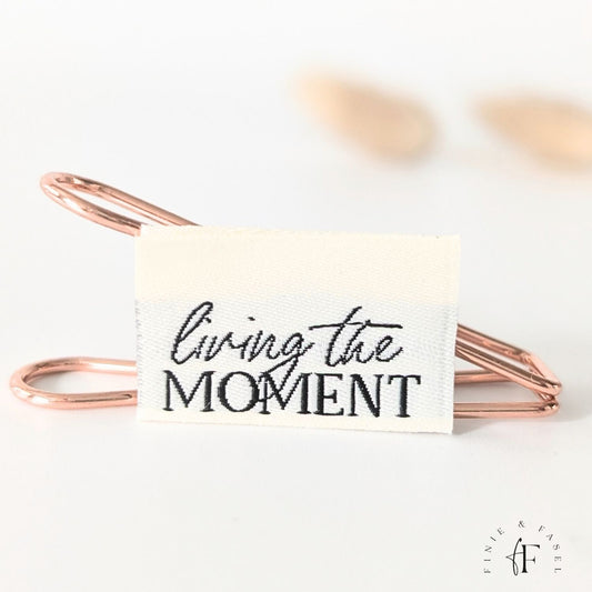 Weblabel Living the moment