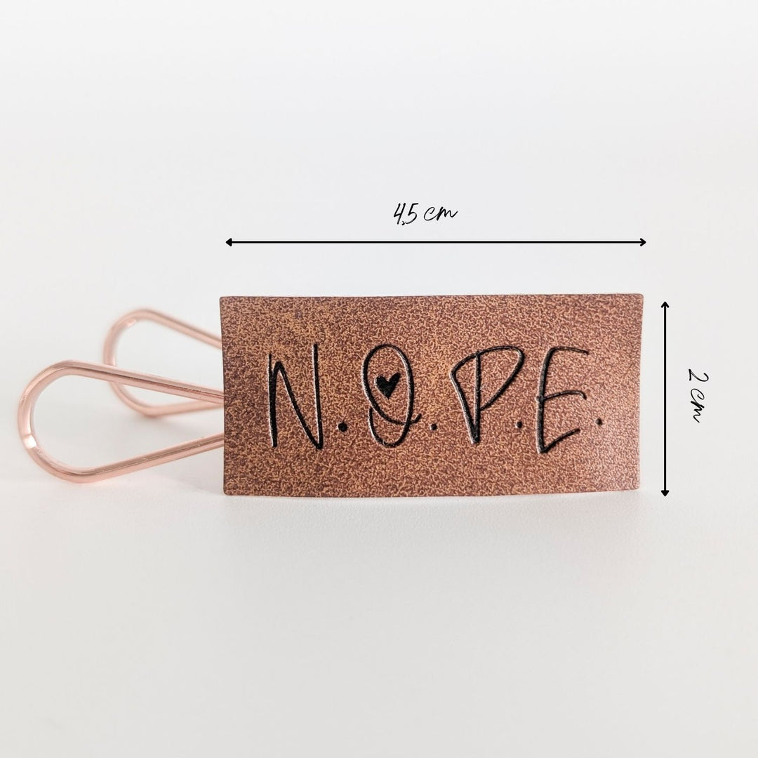 Kunstlederlabel "nope"